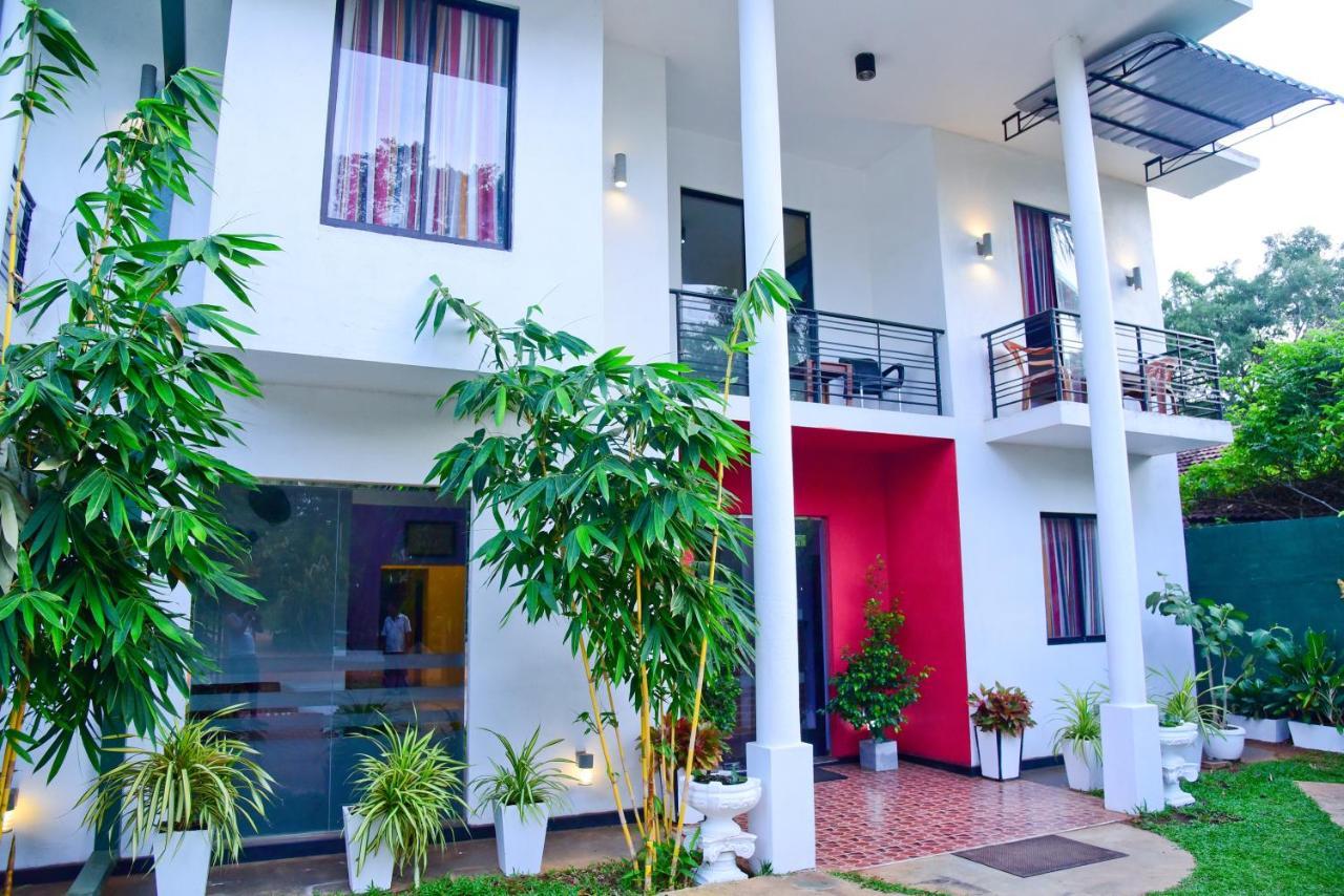 Hotel Moonstone Anuradhapura Exterior foto